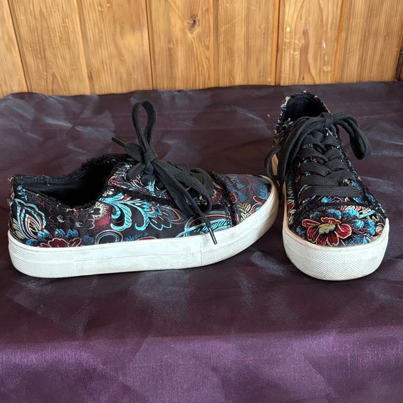 Rock & Candy Satin Floral Shoes - Picture 4 of 7